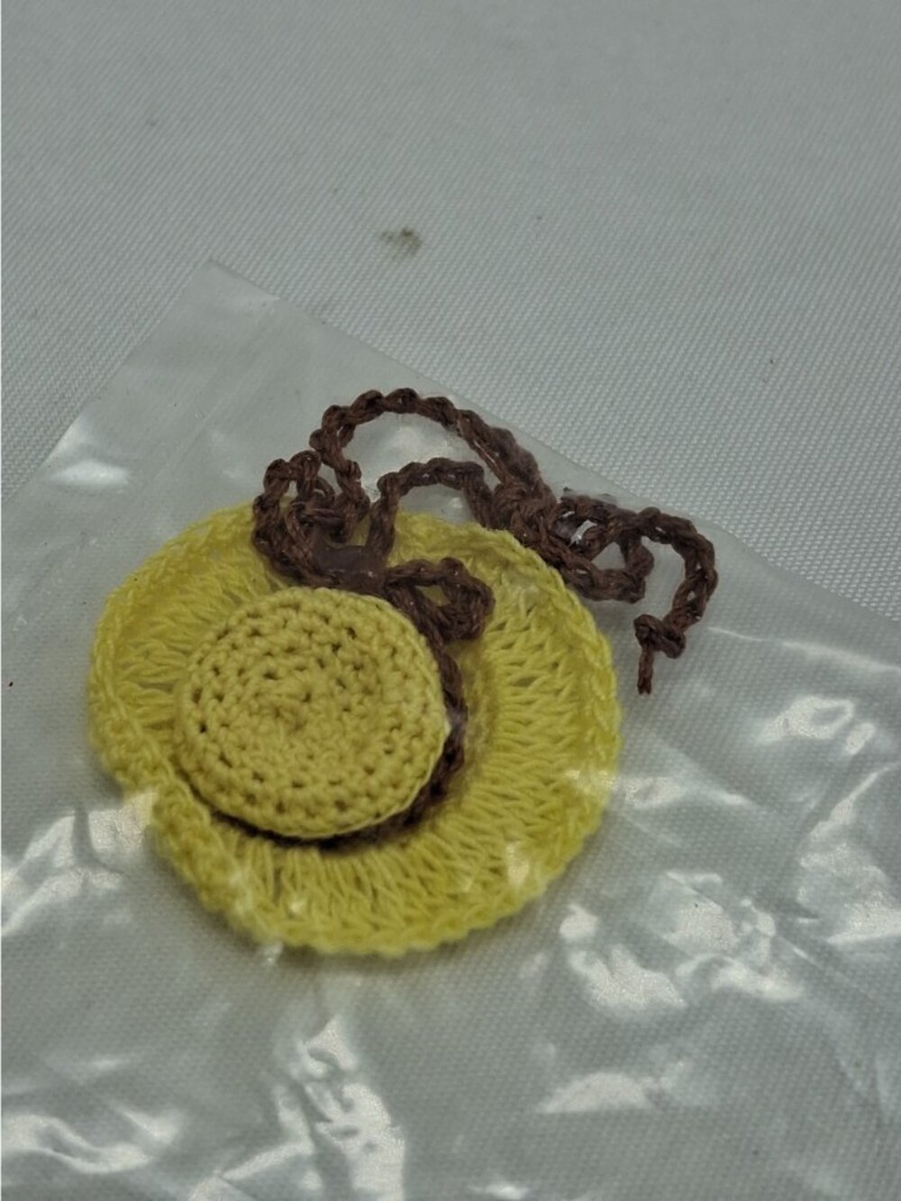 Vintage Miniature Dollhouse Hand Crocheted Hat, YELLOW , Sunhat, 1.25" diameter